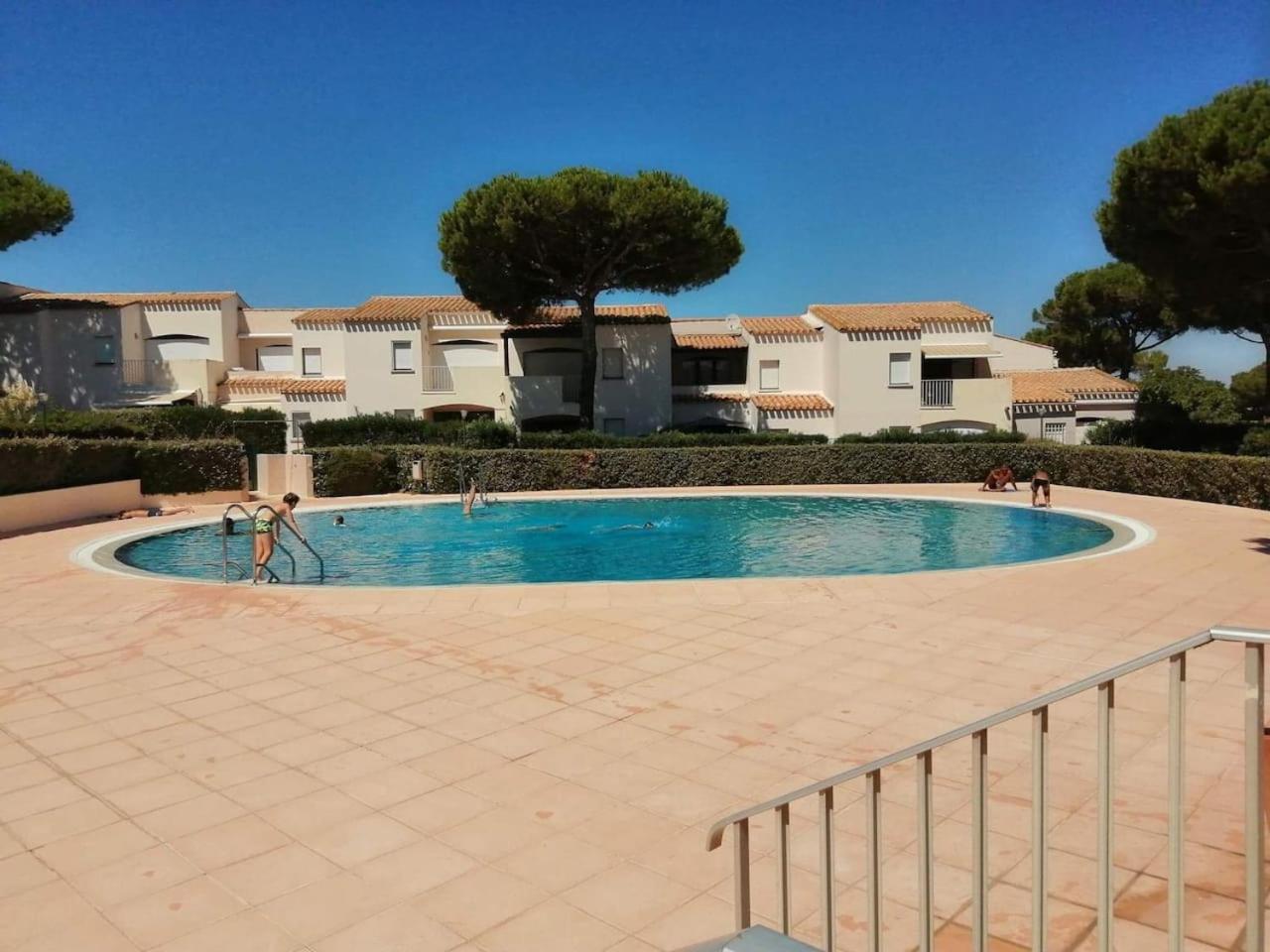 Appartement 4/6 Personnes Plain Pied - 5Min Plage - Piscine En Face Агд Экстерьер фото